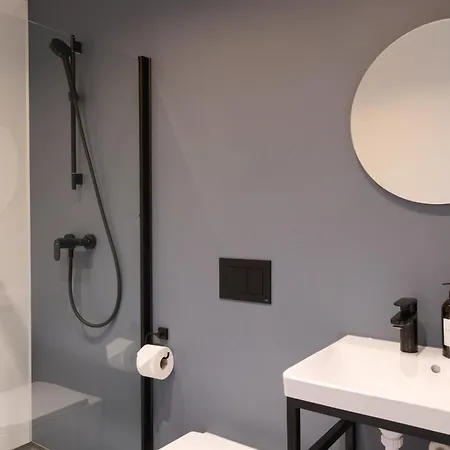 شقة فندقية Horten Apartment هُتّين